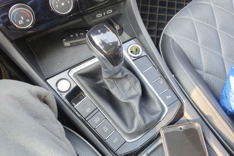 大众 速腾 2023款 300TSI DSG超越版局部细节18