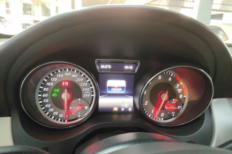 奔驰GLA 2016款 GLA 200 动感型局部细节14