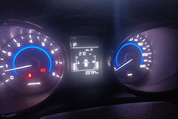 长安CS15 2016款 1.5L 自动时尚版局部细节14