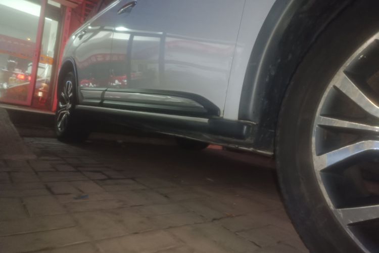 三菱 欧蓝德 2016款 2.4L 四驱精英版 5座局部细节9001