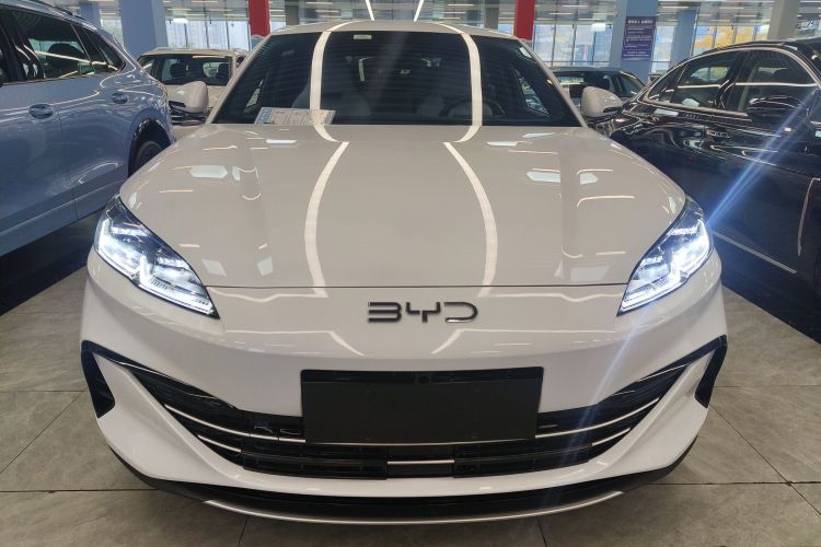 比亚迪 海豹06新能源 2024款 DM-i 80KM豪华型车身外观2