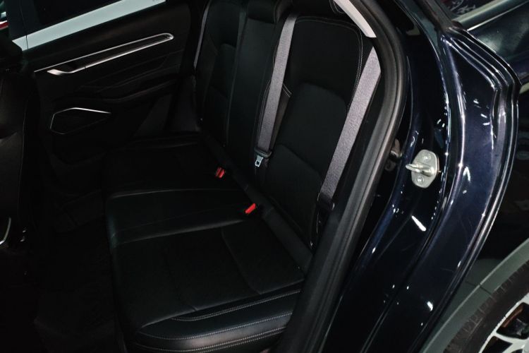 吉利汽车 帝豪 2022款 第4代 1.5L CVT精英型中控内饰21