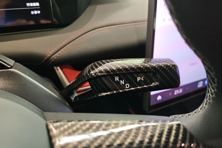 小米汽车 小米SU7 2024款 后驱超长续航高阶智驾Pro版中控内饰18