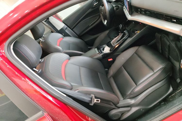 名爵 MG5 2022款 180DVVT CVT青春豪华版局部细节41