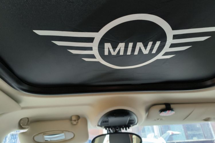 MINI Countryman 2011款 1.6T COOPER S ALL4 5座版中控内饰22