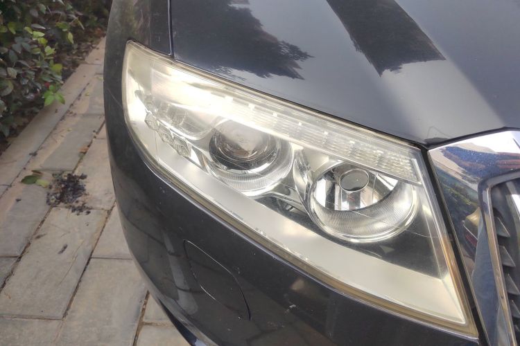 红旗H7 2013款 3.0L 尊贵型车身外观8