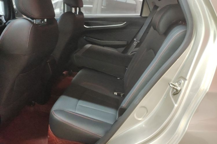 吉利汽车 远景X3 2021款 PRO 1.5L 手动精英型中控内饰21