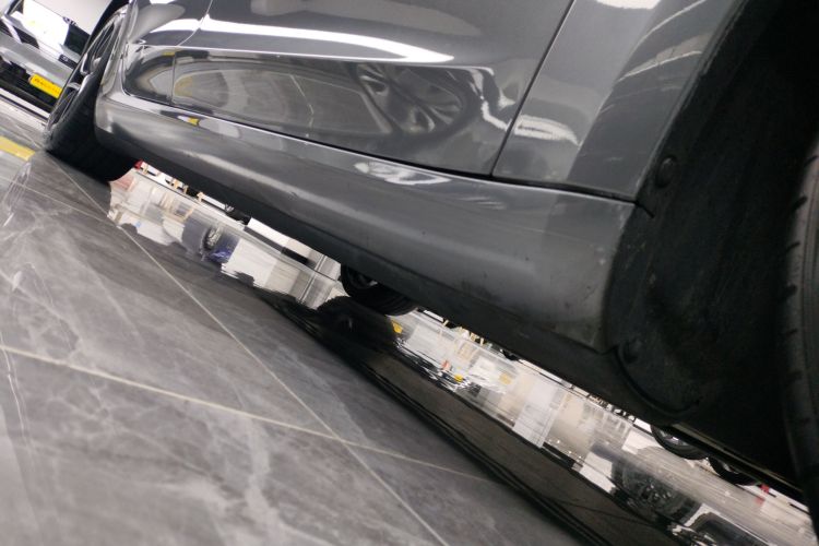 特斯拉 Model 3 2024款 高性能全轮驱动版局部细节9001