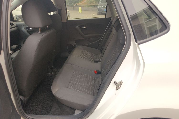 大众 Polo 2014款 1.4L 自动舒适版中控内饰21