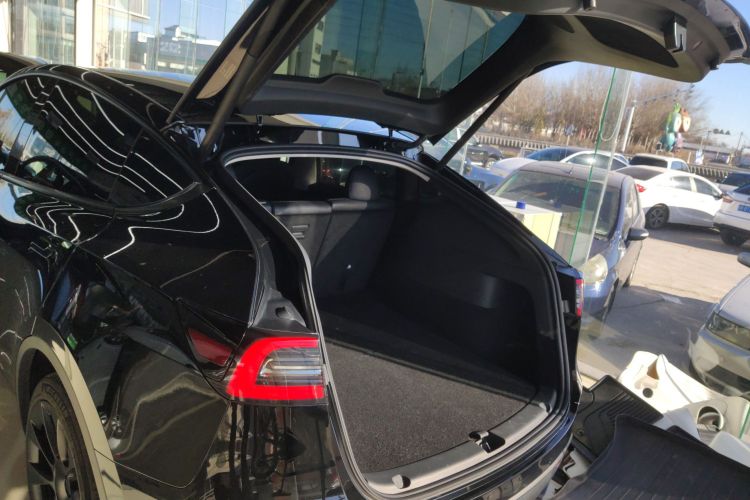 特斯拉 Model Y 2022款 改款 长续航全轮驱动版机舱底盘23