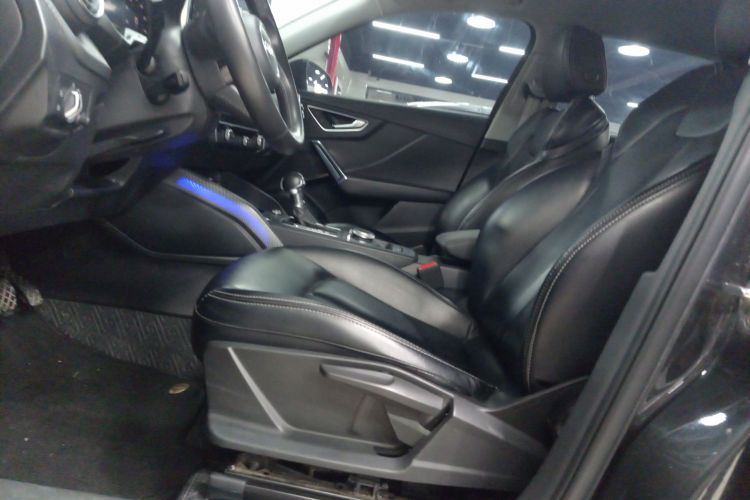 奥迪Q2L e-tron 2019款 Q2L e-tron 纯电智酷型中控内饰19