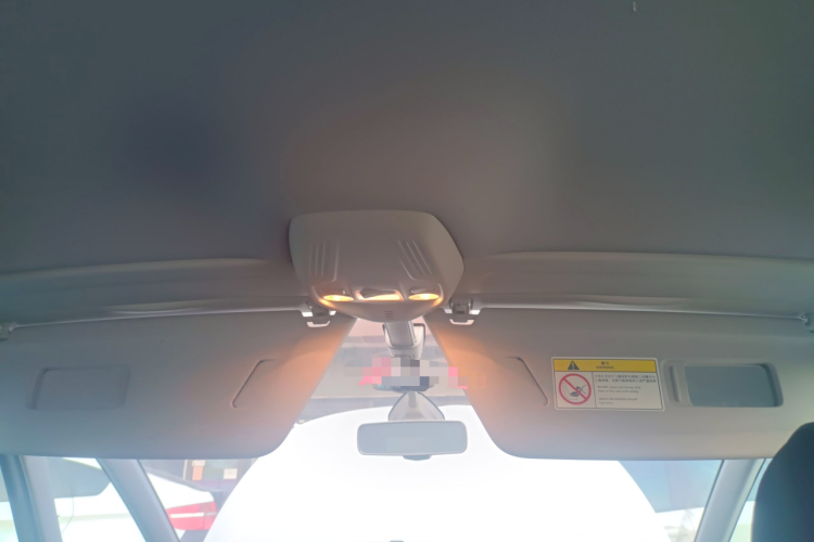 雪铁龙 C4 PICASSO 2015款 1.6T 时尚型 5座局部细节22