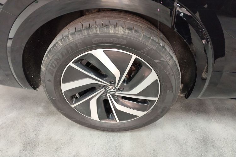 大众 威然 2024款 380TSI 尊驰版车身外观6008