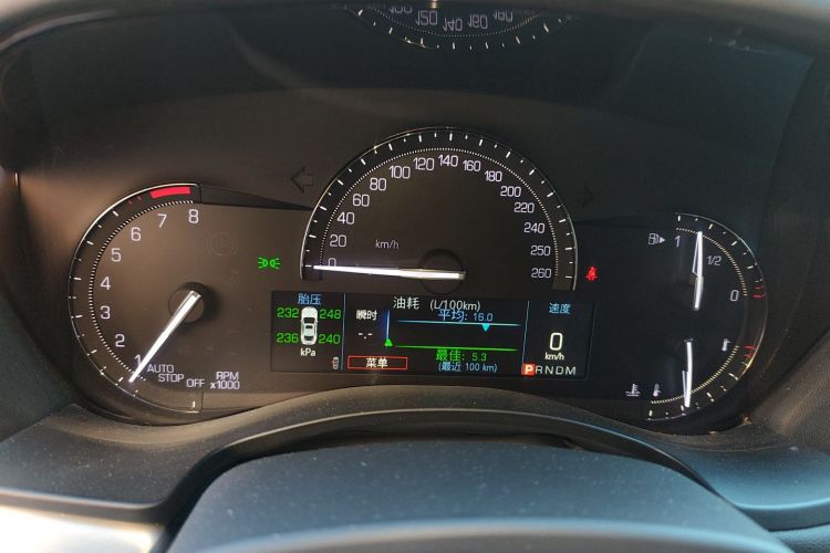 凯迪拉克ATS-L 2017款 28T 时尚型中控内饰14