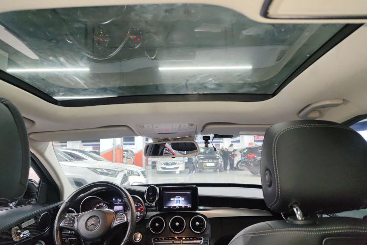 奔驰C级 2016款 C 200 L 4MATIC 运动版局部细节22