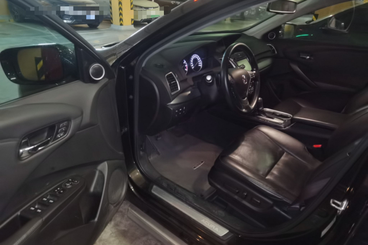 讴歌RDX(进口) 2016款 3.0L 四驱尊享版中控内饰20