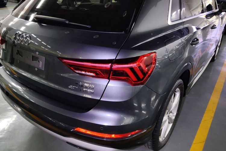 奥迪Q3 2020款 40 TFSI 时尚致雅型车身外观6006