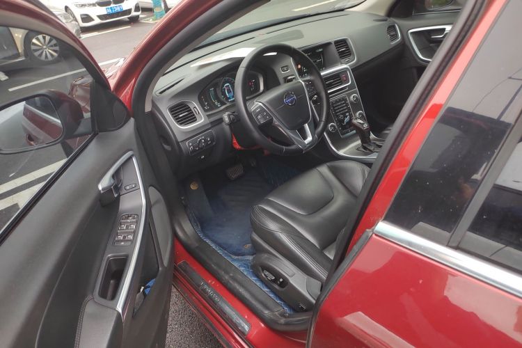 沃尔沃S60 2016款 S60L T5 智驭版中控内饰7003