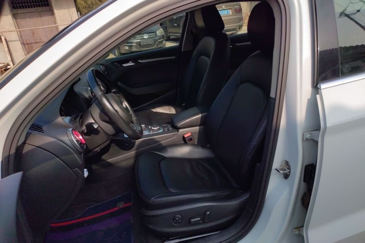 奥迪A3 2016款 Limousine 35 TFSI 领英型局部细节19