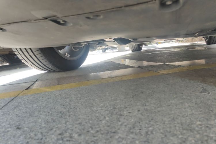 特斯拉 Model Y 2022款 后轮驱动版局部细节9009