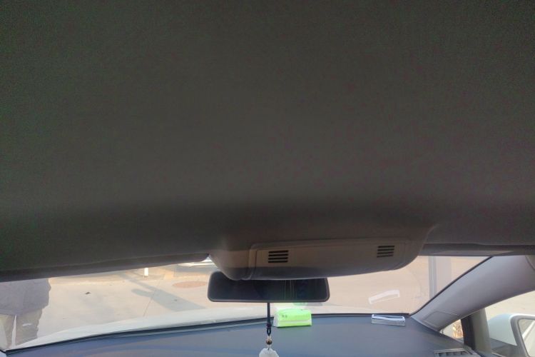 大众 高尔夫 2016款 1.6L 自动时尚型中控内饰22