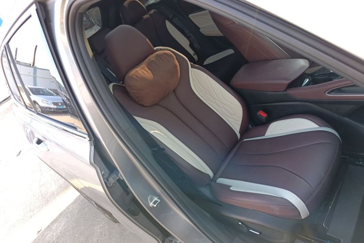 吉利汽车 星越L 2021款 2.0TD DCT EVO两驱智尊型局部细节41