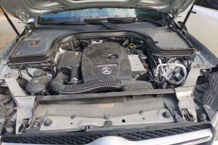 奔驰GLC 2018款 改款 GLC 300 4MATIC 动感型局部细节24