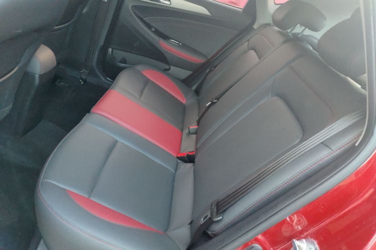 长安 逸动 2016款 XT 1.6L 手动俊酷型中控内饰7004