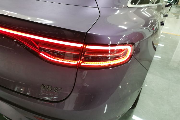鸿蒙智行 智界S7 2024款 Pro车身外观9