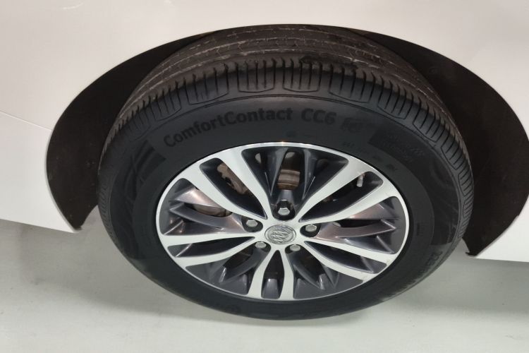 别克GL8 2017款 ES 28T 旗舰型 国V车身外观6010