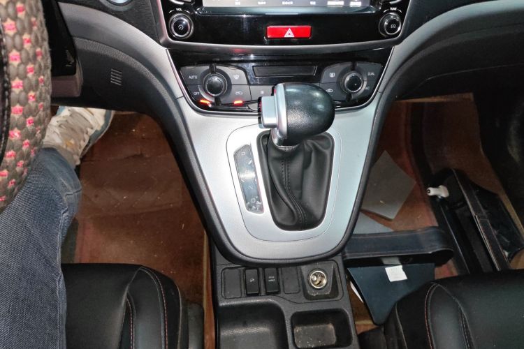 哈弗M6 2018款 改款 1.5T DCT两驱精英型中控内饰18