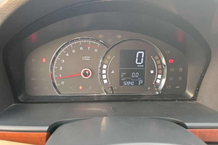 荣威350 2014款 1.5L 自动迅悦版中控内饰14