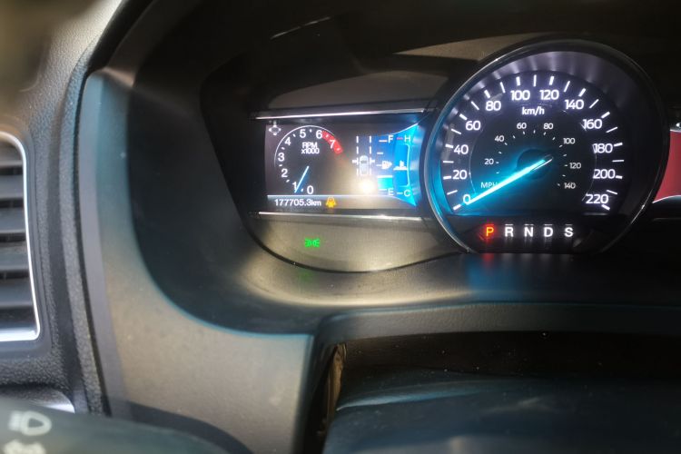 福特 探险者(进口) 2016款 2.3T 精英版中控内饰15