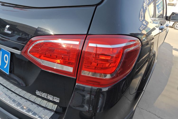 哈弗H6 2019款 运动版 1.5T 手动两驱精英型 国VI车身外观6006