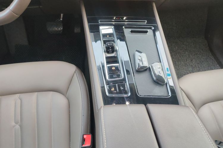 大众 威然 2024款 330TSI 豪华版中控内饰18