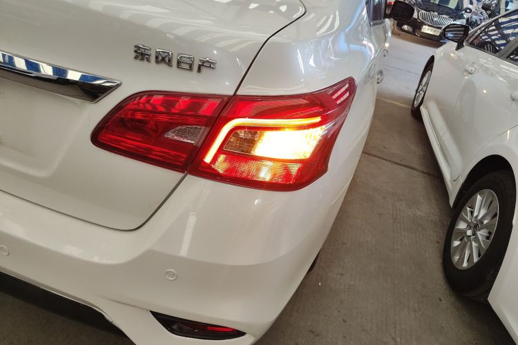 日产 轩逸 2021款 经典 1.6XE CVT专享版车身外观6006