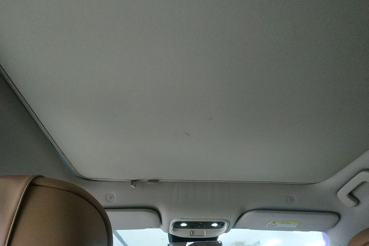 鸿蒙智行 问界M5 2022款 增程后驱标准版中控内饰22