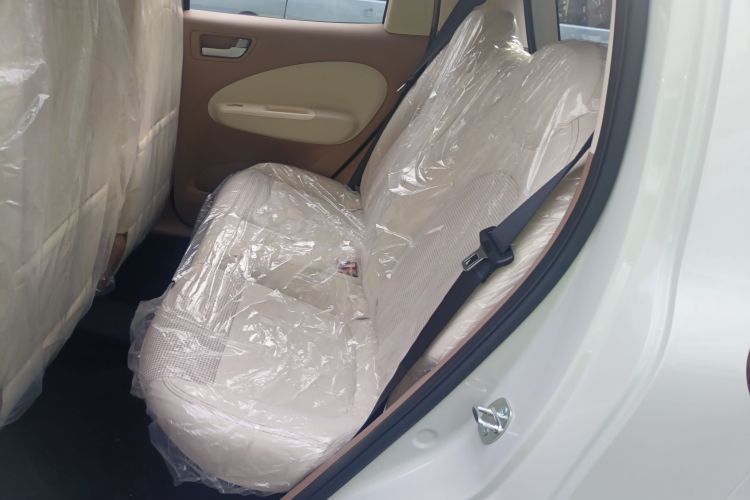 五菱汽车 宏光MINIEV 2025款 四门版 进阶款中控内饰21