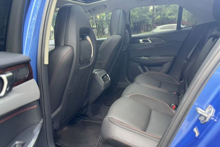 领克02 2019款 高能版 2.0T 自动两驱劲Pro版 国VI中控内饰7004