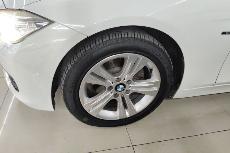 宝马3系 2014款 328i 运动设计套装车身外观6007