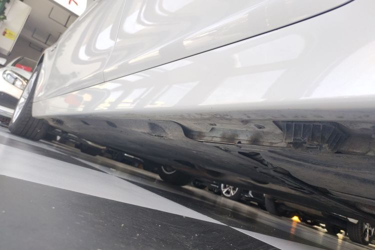 宝马5系 2017款 520Li 典雅型局部细节9002