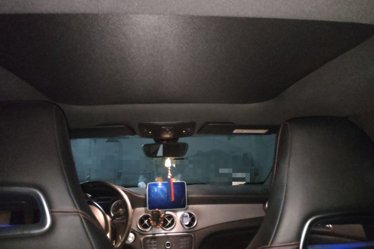 奔驰CLA 2018款 CLA 220 4MATIC中控内饰22