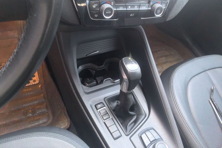 宝马X1 2016款 sDrive18Li 时尚型局部细节18