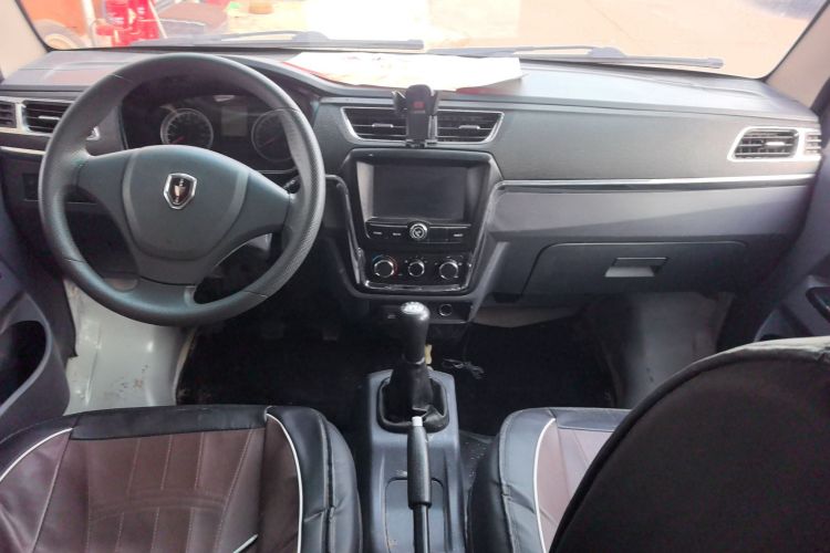 金杯 小海狮X30 2021款 1.5L 舒适型无空调版客车国VI SWC15M中控内饰12