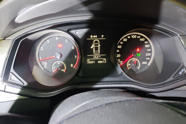 大众 帕萨特 2017款 330TSI DSG尊荣版中控内饰14