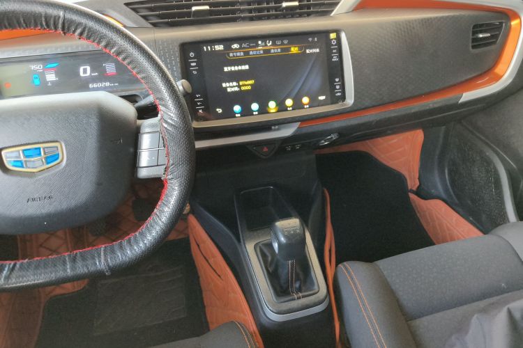 吉利汽车 远景X1 2017款 1.3L 手动疯活版中控内饰16