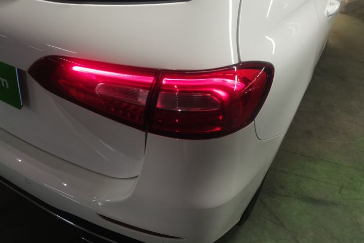 奔驰B级 2021款 B 180 时尚型车身外观6006