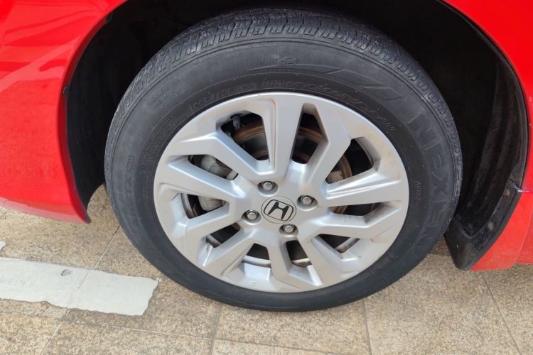 本田 飞度 2018款 1.5L CVT舒适天窗版车身外观6007