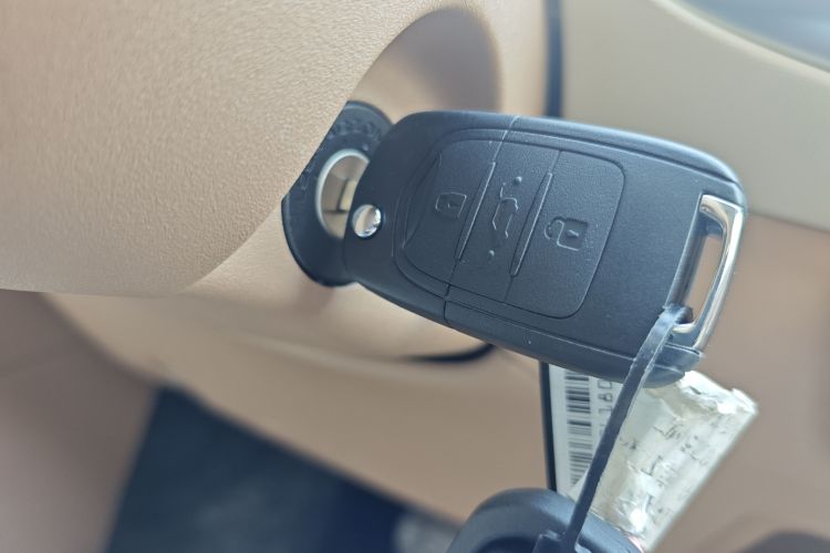 五菱汽车 宏光MINIEV 2025款 四门版 进阶款中控内饰11