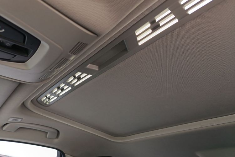 宝马3系 2018款 320Li 时尚型局部细节22